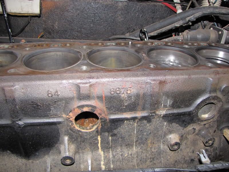 Cracked Block Merc (4 pics) Page 1 iboats Boating Forums 302884